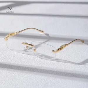 Lunettes homme sans monture – Design élégant avec branches métalliques argentées et détails gravés