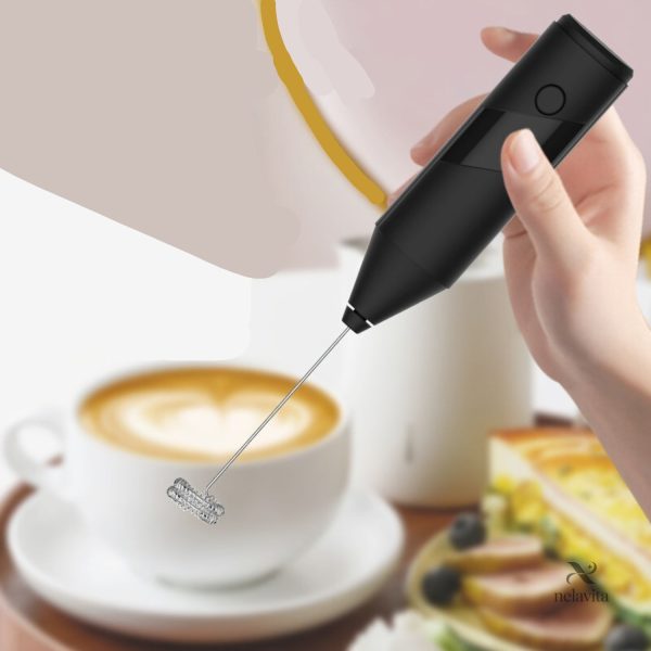 Accessoire de cuisine pour émulsionner et fouetter facilement
