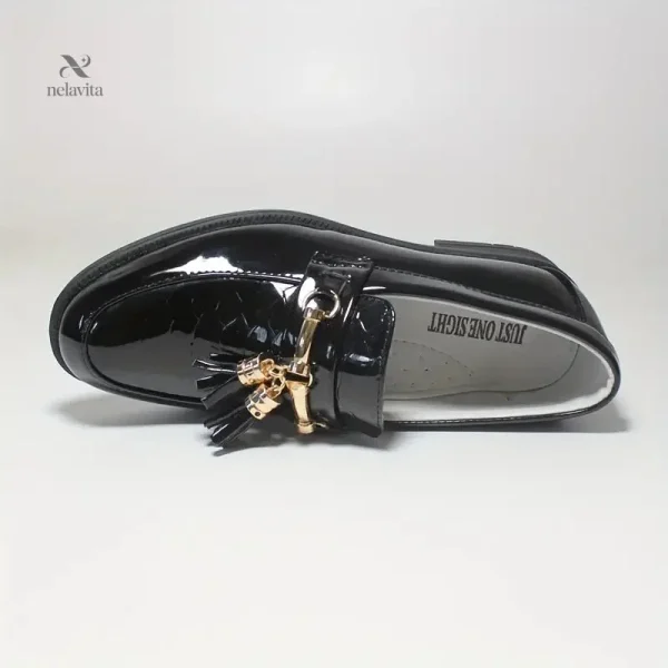 Mocassins garçon vernis, style chic et raffiné