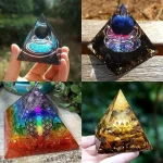 Moule pour bijoux énergétiques en silicone pyramidal