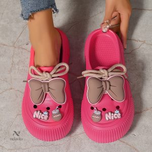 Mules fermées femme à nœud - Légères, antidérapantes et décorées