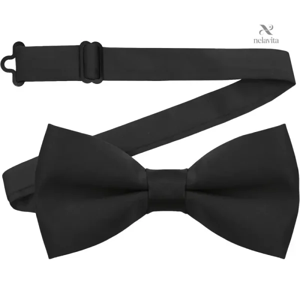 Accessoire élégant pour costume homme en soirée