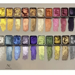 Palette d'aquarelle avec teintes iridescentes pour artistes