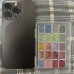 Aquarelle métallique pour des effets lumineux en peinture