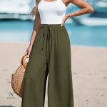 Pantalon féminin avec coupe large et moderne