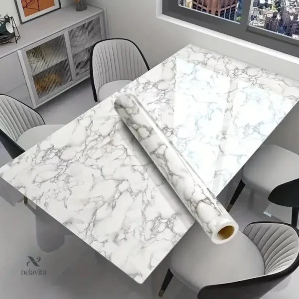 Papier adhésif marbré pour décorer meubles et surfaces