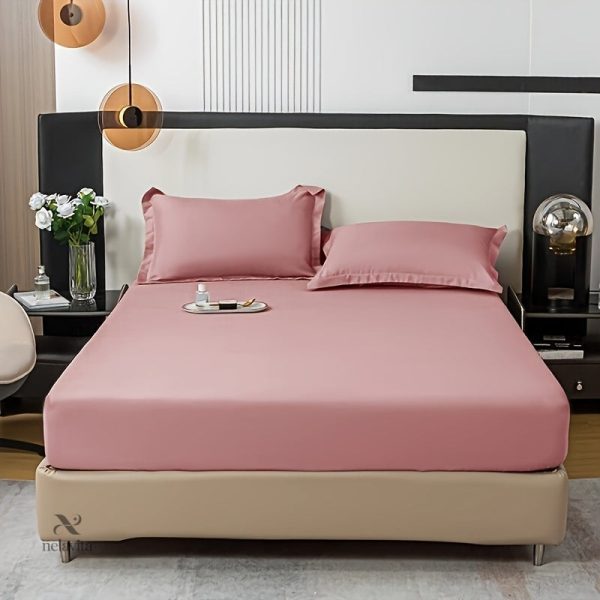 Parure de lit unie pour chambre contemporaine