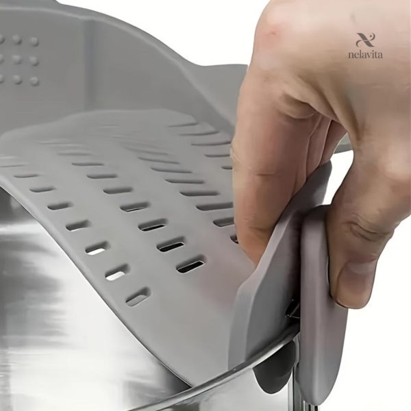 Passoire de cuisine avec clip de maintien