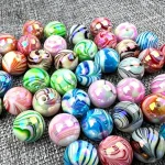 Perles marbrées colorées idéales pour le bricolage de bijoux