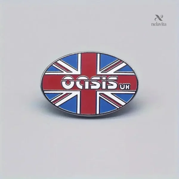 Broche britannique en métal inspirée du rock