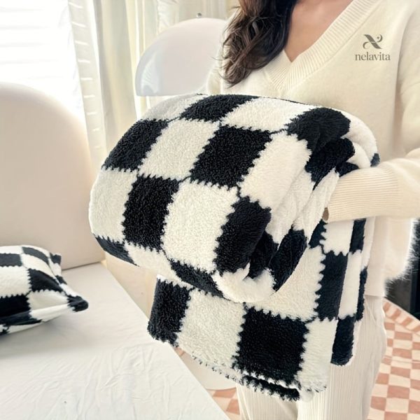 Plaid traditionnel, un ajout élégant à votre décoration