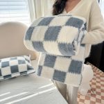 Couverture velours, style traditionnel pour votre intérieur