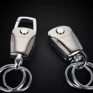 Accessoire automobile élégant en métal pour clés