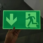 Barre anti-panic pour évacuations d'urgence