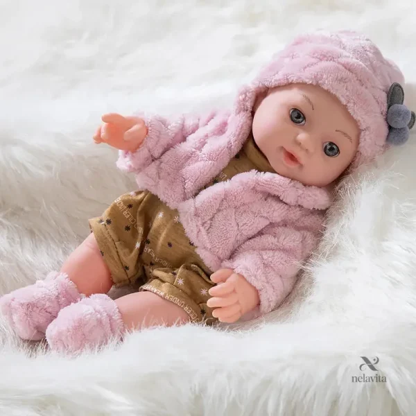 Bébé réaliste 30 cm, jouet avec tétine et tenue d’hiver