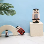 Casse-Noisette en bois - Poupées Russes pour jeux imaginatifs