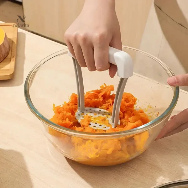 Ustensile de cuisine professionnel pour purée de légumes