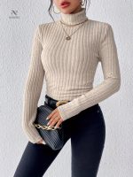 Pull en coton côtelé, accessoire essentiel à moins de 20€