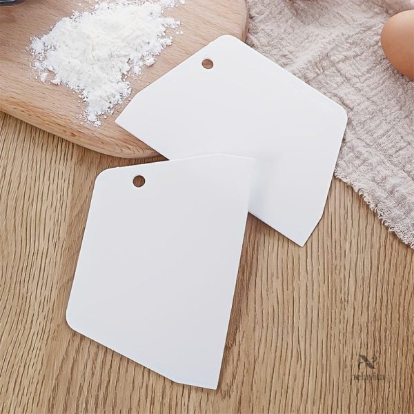 Accessoire de pâtisserie pour simplifier la découpe