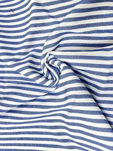Modèle de robe rayée tendance pour toutes les occasions