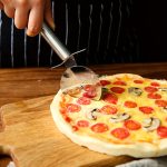 Roulette à pizza en inox pour découpe précise