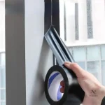 Bande adhésive résistante et imperméable pour isolation