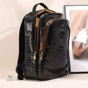 Sac à dos en cuir noir, style sophistiqué pour tous les jours