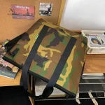 Cabas homme pratique avec motif camouflage