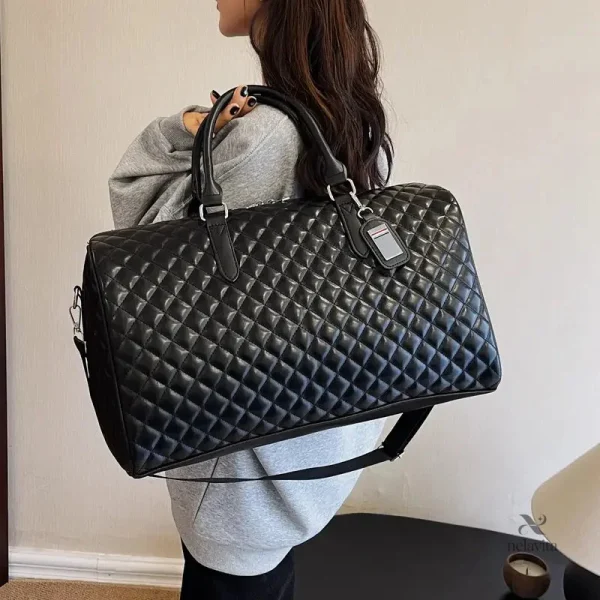 Sac Week-End Élégant en Noir pour un Style Chic