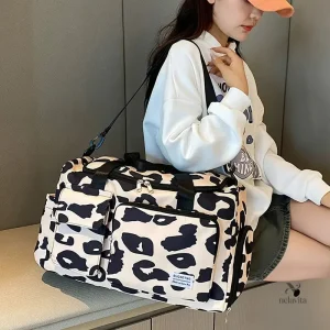 Sac de voyage stylé avec plusieurs poches pratiques