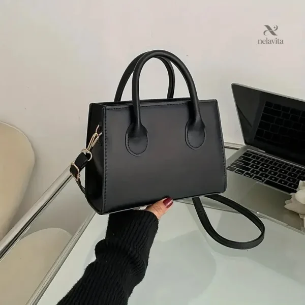 Sac à main noir femme, minimaliste, idéal pour toutes occasions