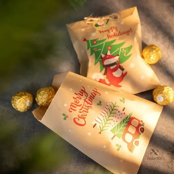 Sachets d'emballage en kraft avec motifs festifs