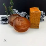 Nettoyant visage naturel au thé noir, idéal pour peaux grasses