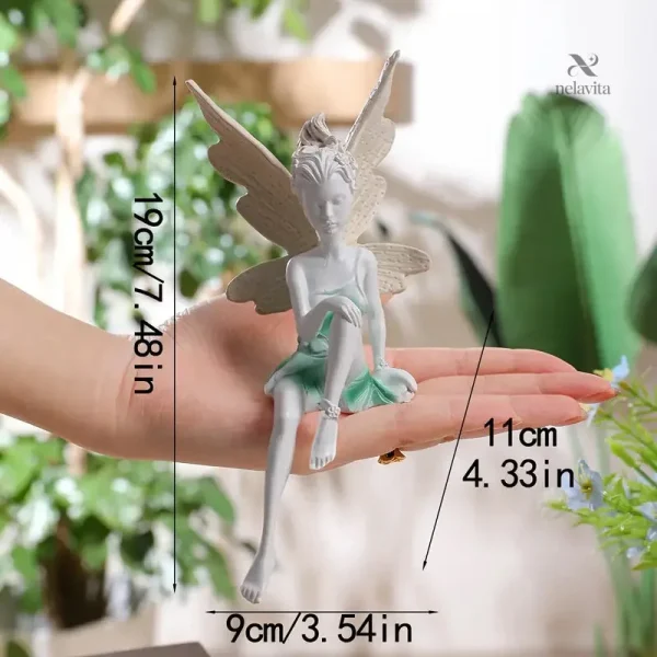 Statue de fée assise, touche féerique pour votre espace vert
