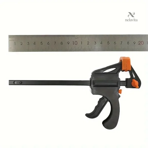 Pince de serrage ergonomique pour un maintien facile