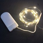 Décoration lumineuse en fil cuivré