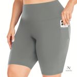 Short grande taille pour un look sportif décontracté