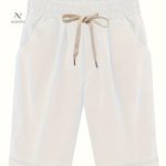 Short taille haute avec poches pour un usage quotidien