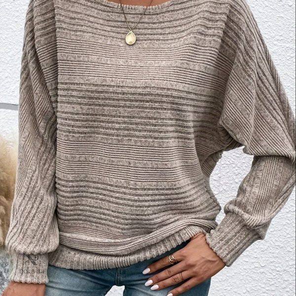 Pull basique avec coupe moderne, essentiel du dressing