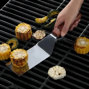 Outil de barbecue pour grillades, design ergonomique