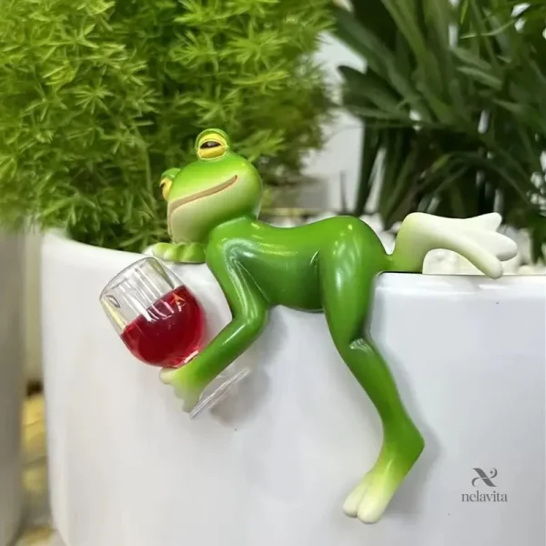 statuette-grenouille-decorative-avec-verre-de-vin-sculptu-fuoy3y-1 Statuette grenouille décorative avec verre de vin