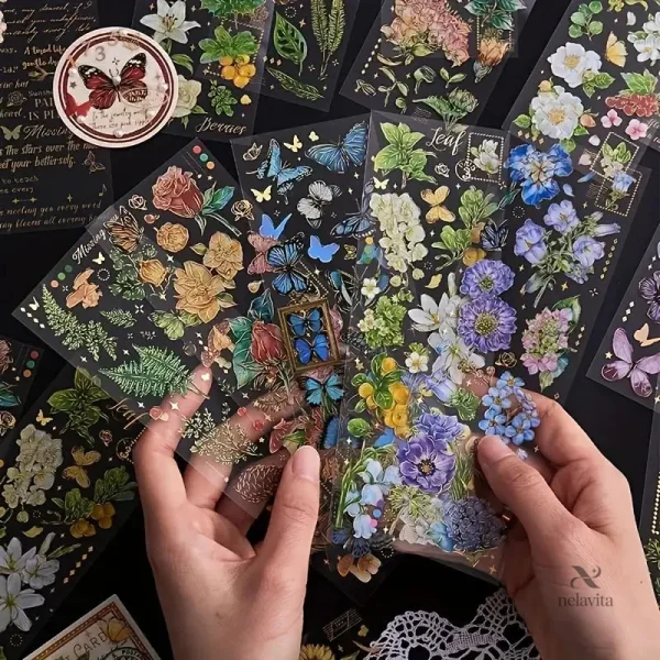 Fleurs et papillons en stickers pour personnaliser vos créations