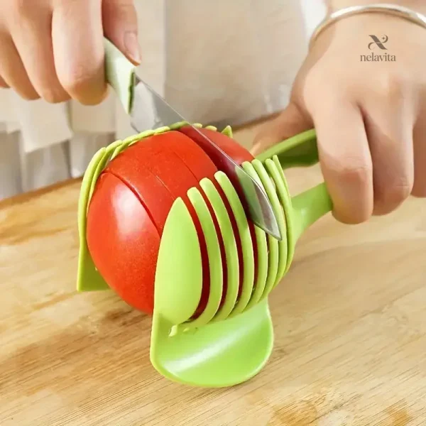 Accessoire de cuisine pour trancher fruits et légumes facilement