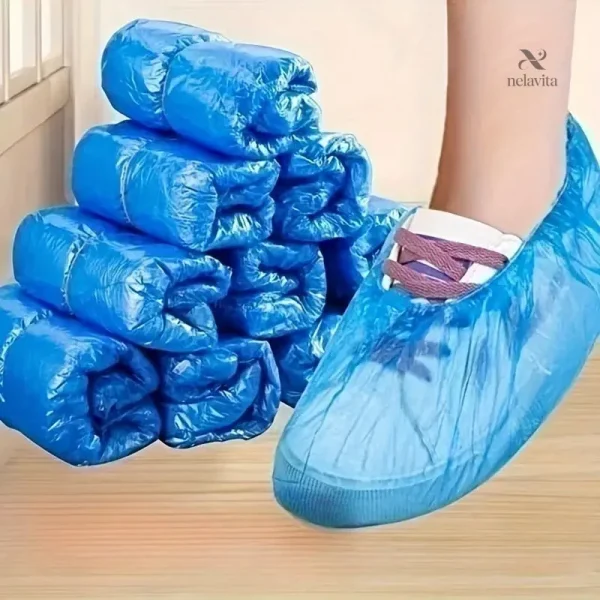 Couvre-chaussures en plastique pour environnement sécurisé