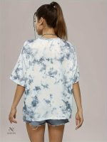 T-shirt ample tie-dye au design coloré