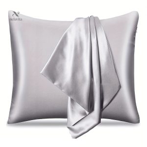 Oreiller en satin, touche de luxe abordable
