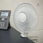 Ventilateur de bureau à pince silencieux et réglable