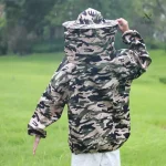 Veste pratique pour se protéger des insectes dans le jardin