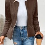 Veste courte à la coupe contemporaine