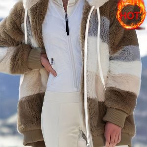 Manteau femme élégant avec capuche en fourrure